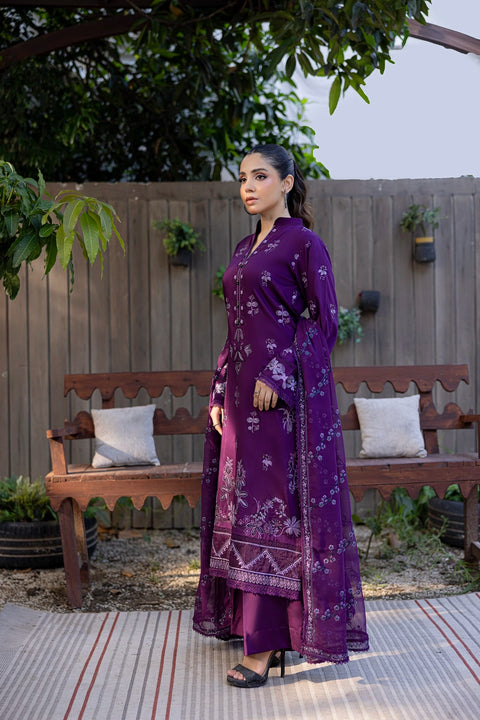 D-2319| 3 Pcs Saffron Embriodered Viscose Collection