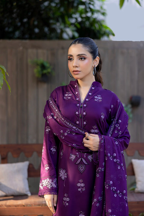 D-2319| 3 Pcs Saffron Embriodered Viscose Collection