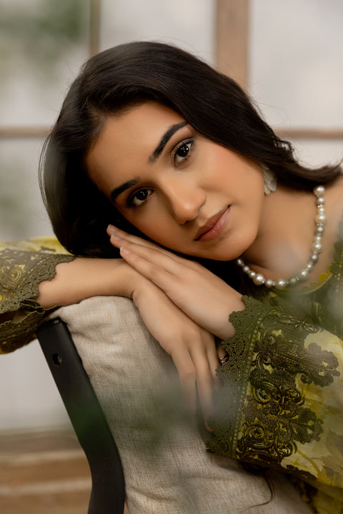 D-2103 |3-Piece Luxury Lawn Collection.