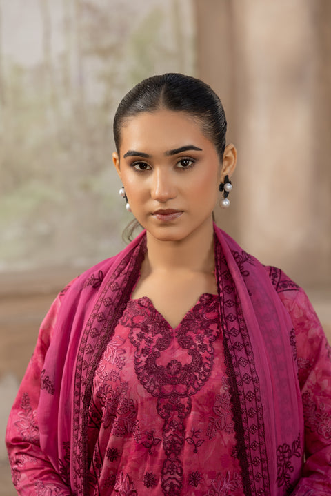 D-2112|3-Piece Luxury Lawn Collection.