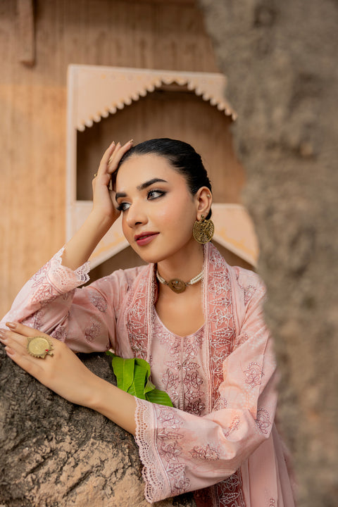 D-2298 | 3 Pcs Embroidered Lawn Collection