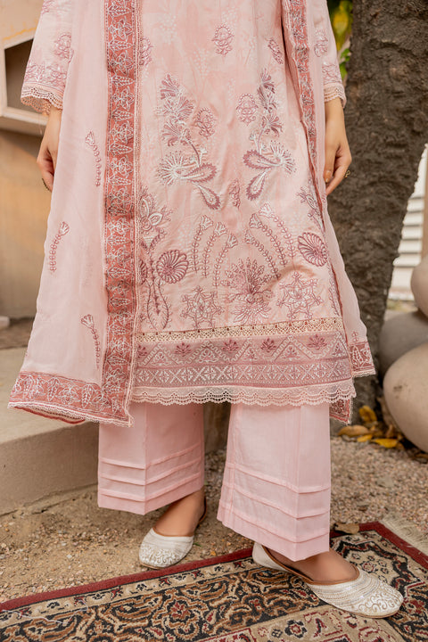 D-2298 | 3 Pcs Embroidered Lawn Collection