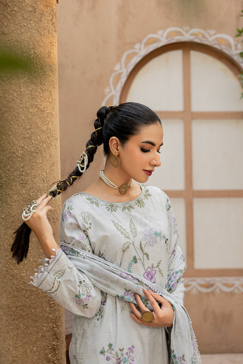 D-2296 | 3 Pcs Embroidered Lawn Collection