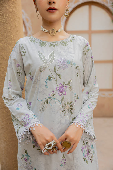 D-2296 | 3 Pcs Embroidered Lawn Collection