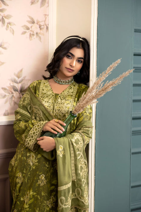 D-2241 | 3Pcs Embroidered Lawn