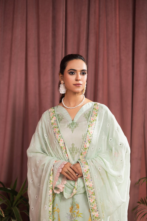 D-2252 |3 Pcs Print Embroidered Lawn